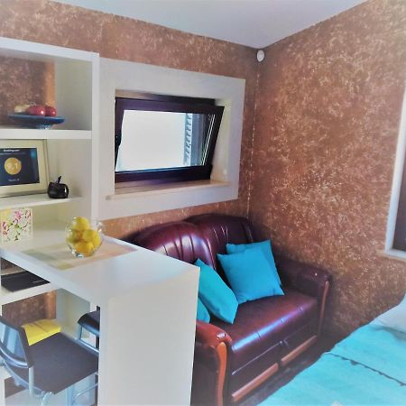 Studio Oliva - Free Parking พูลา ภายนอก รูปภาพ